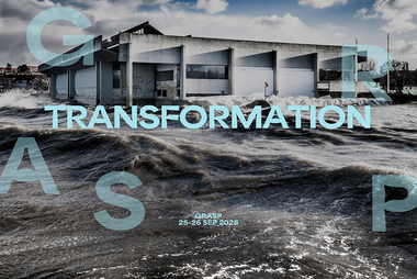 Den ikoniske Vikingeskibshal med de fem originale vikingeskibe står over for en stor forandring på grund af truslen fra stormflod. Den ikoniske Vikingeskibshal med de fem originale vikingeskibe står over for en stor forandring på grund af truslen fra stormflod.