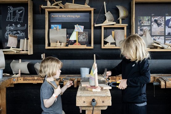 Boatbuilding Workshop for Creative Kids and Adults Follow in the footsteps of the boatbuilders! Boatbuilding Workshop for Creative Kids and Adults Follow in the footsteps of the boatbuilders!