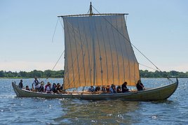Sejlture på Roskilde Fjord alle dage 1. maj til 30. september Sejlture på Roskilde Fjord alle dage 1. maj til 30. september