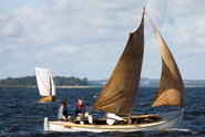 Limfjordsjægten Gitte sejler på Roskilde Fjord. Copyright: Vikingeskibsmuseet i Roskilde. Limfjordsjægten Gitte sejler på Roskilde Fjord. Copyright: Vikingeskibsmuseet i Roskilde.